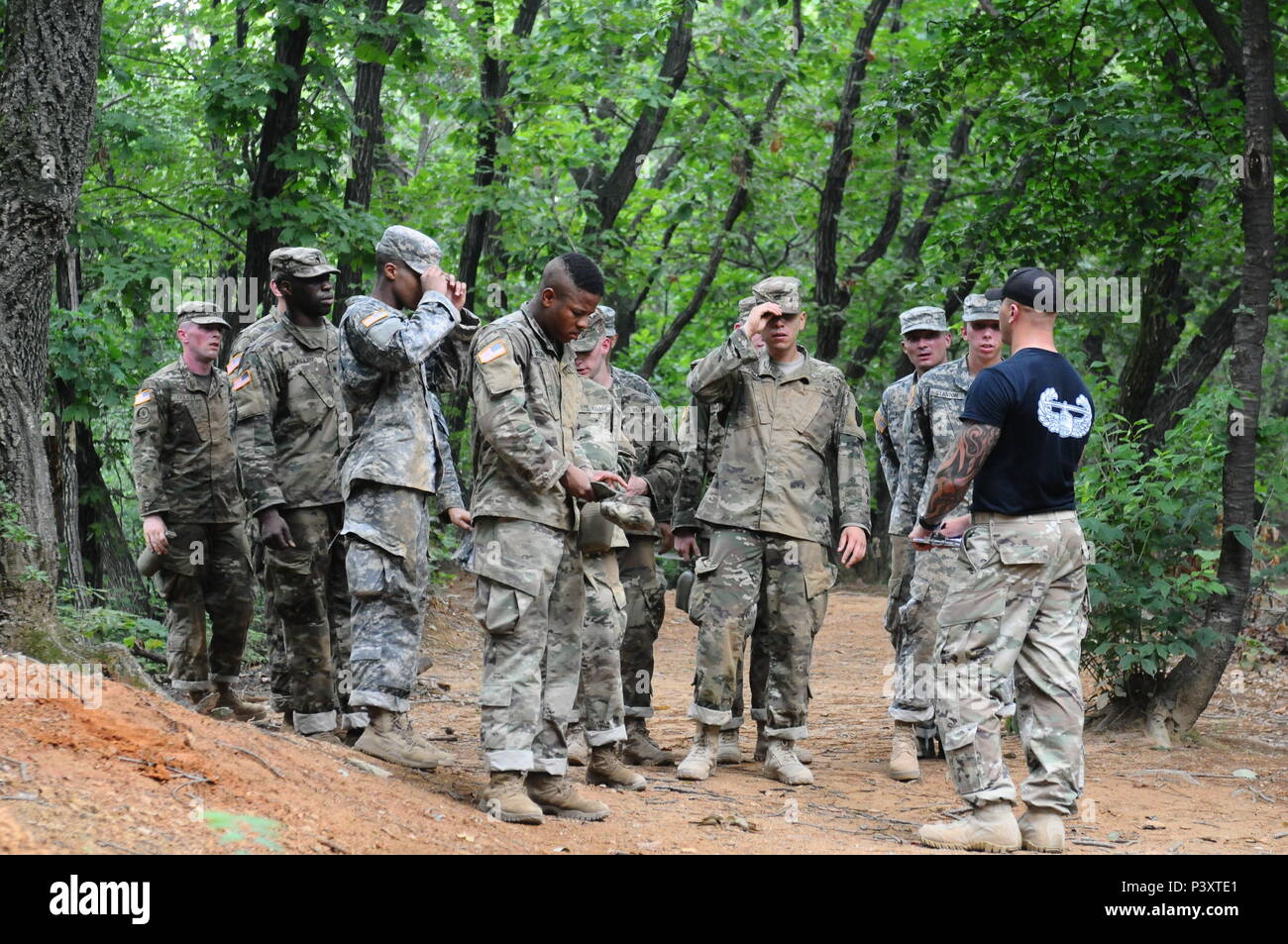 10 Air Assault Obstacles: Master The Course With These Tips