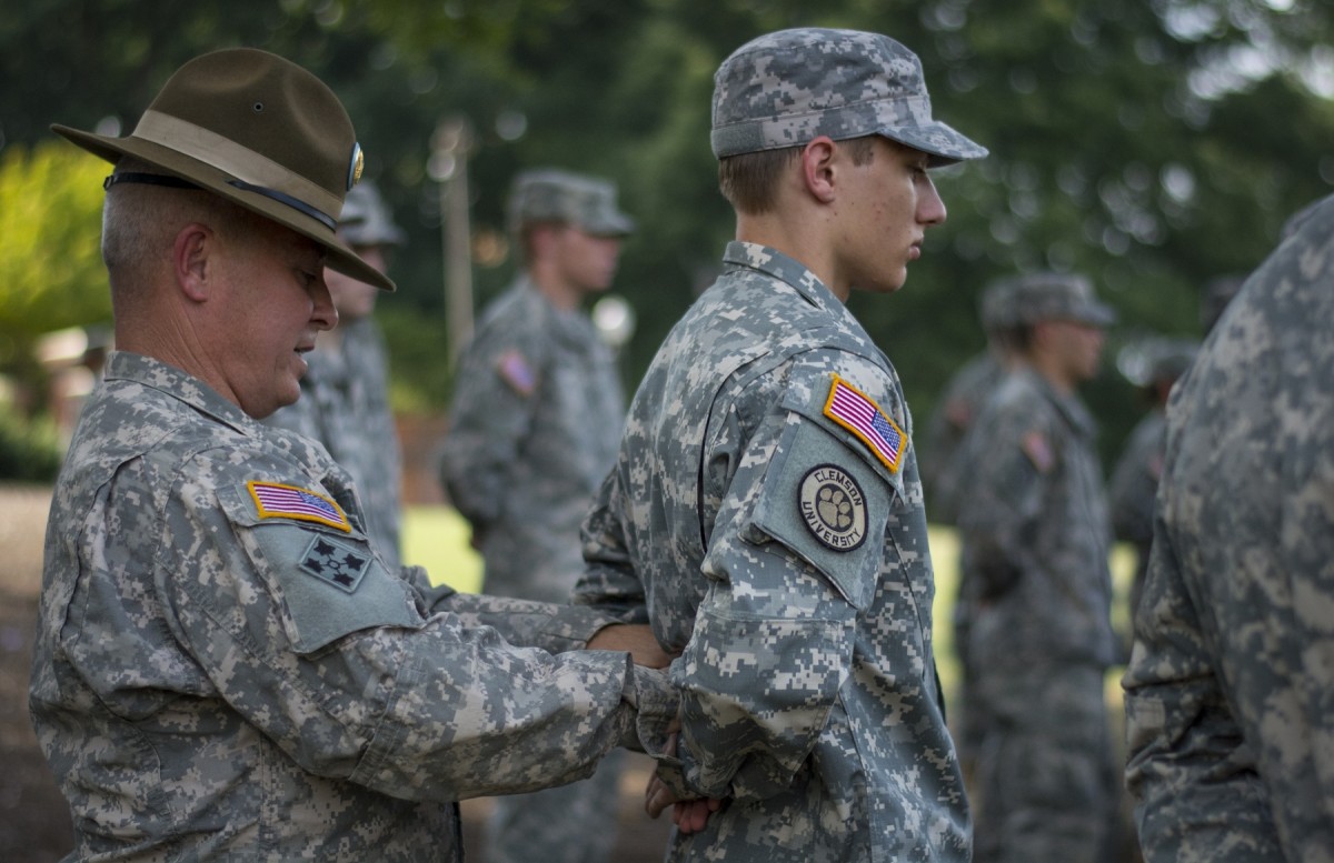 13 Strategies To Navigate Army Life With Ease