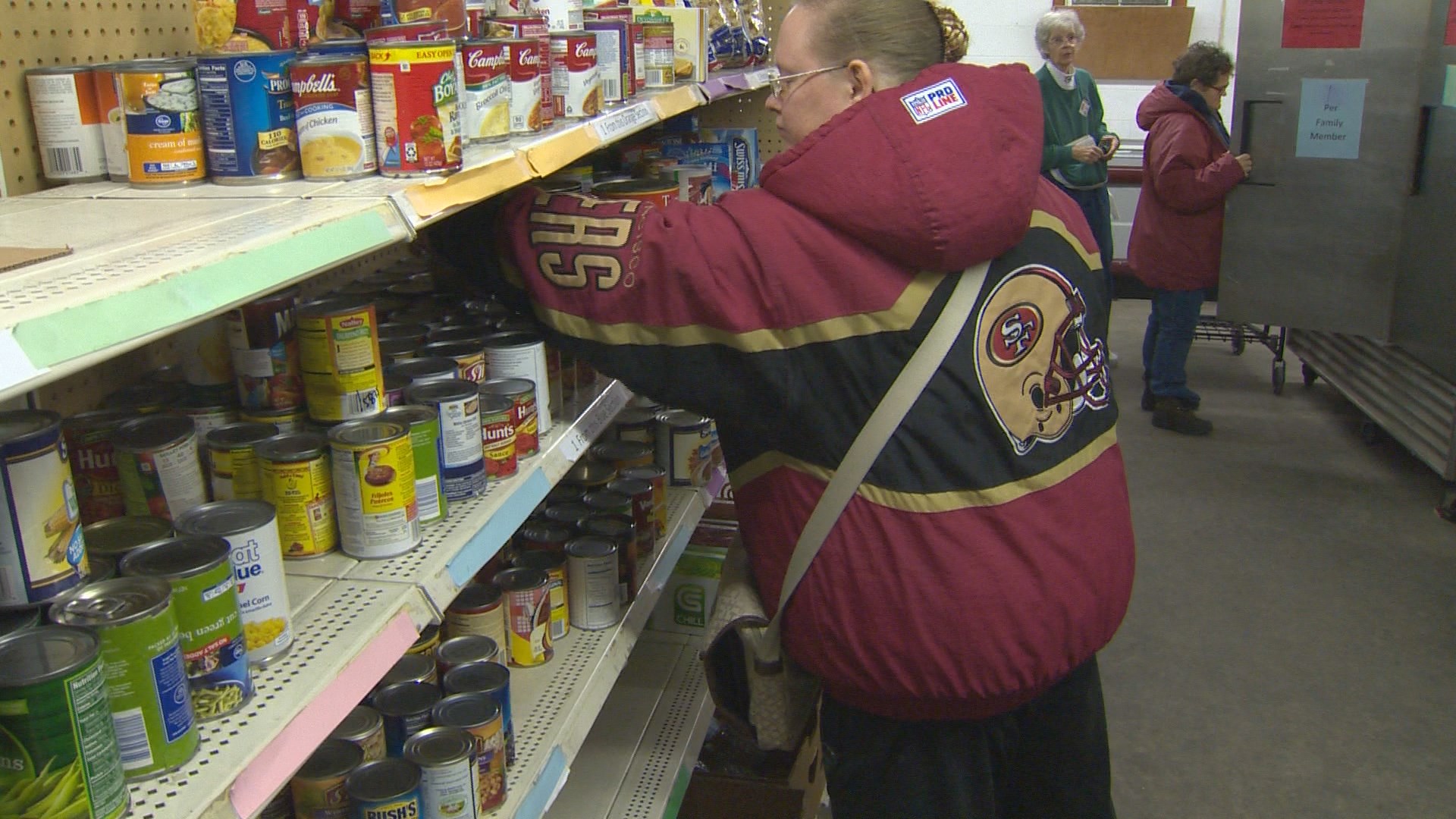 7Cares Idaho Shares Helps Fill Salvation Army Food Pantry Ktvb Com