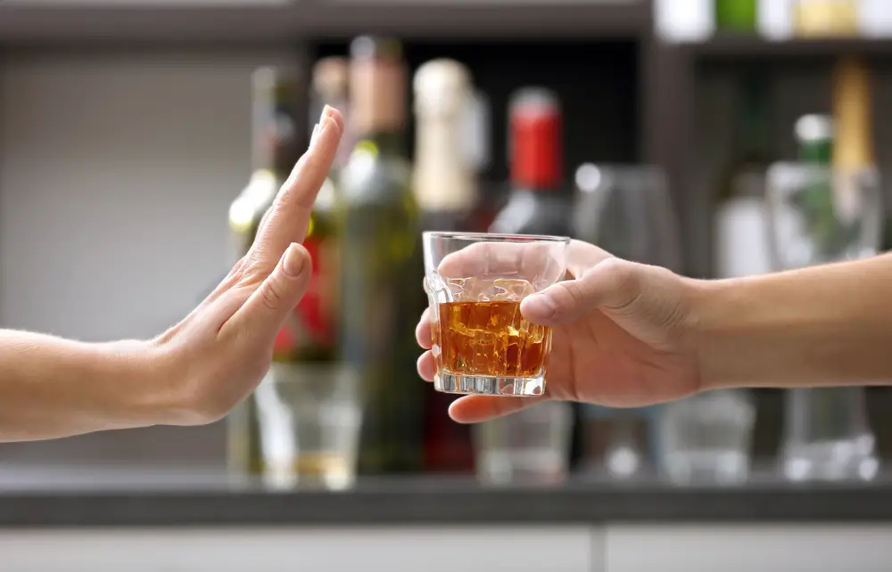 Can You Drink Alcohol On Dayquil Risks And Precautions Launch Centers