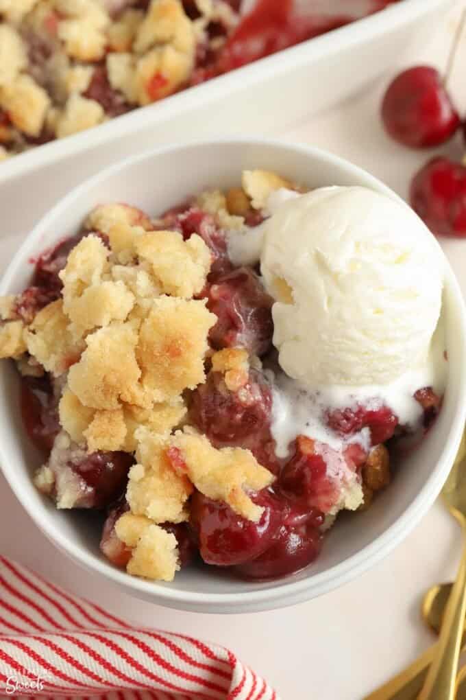 Cherry Cobbler Fresh Or Frozen Cherries Celebrating Sweets