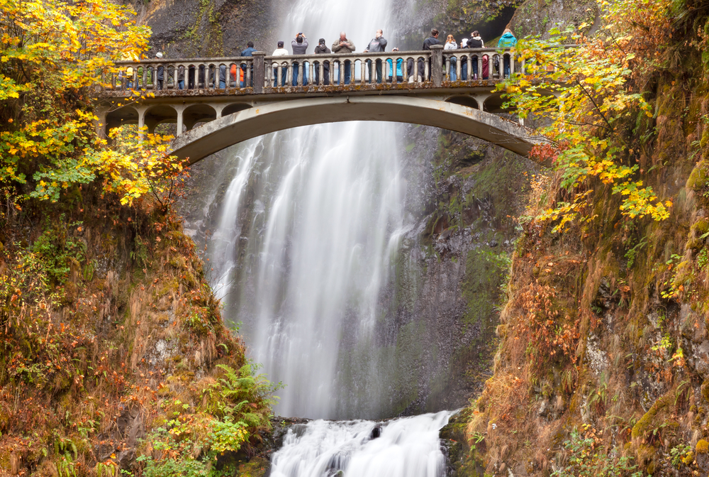 Columbia River Gorge Oregon Beautiful Waterfalls And Scenery