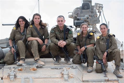 Female Israeli Army: Unveiling The Secrets To Success And Empowerment