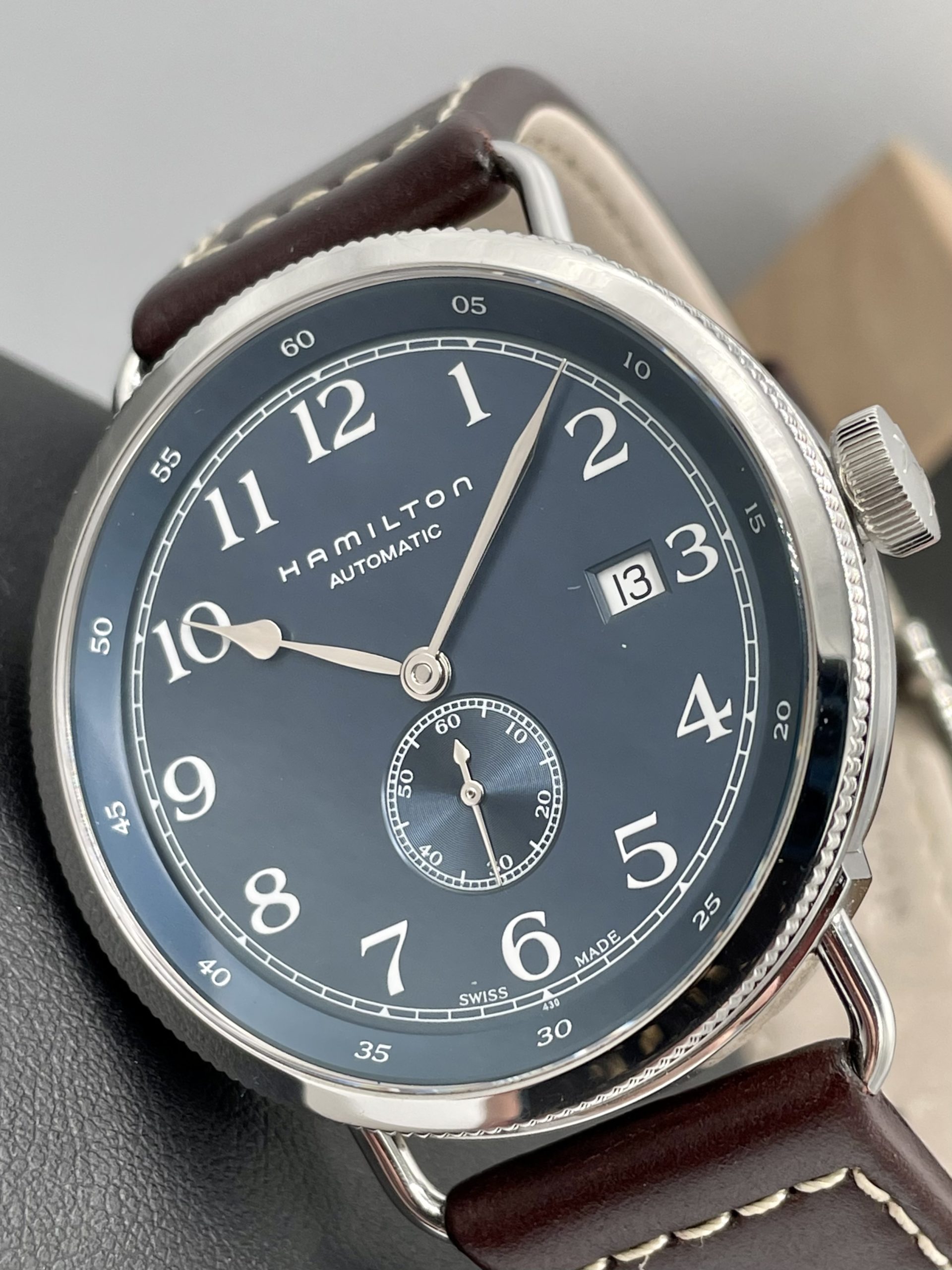 Hamilton Khaki Navy Pioneer Small Second Swiss Automatic Blue Dial 40Mm