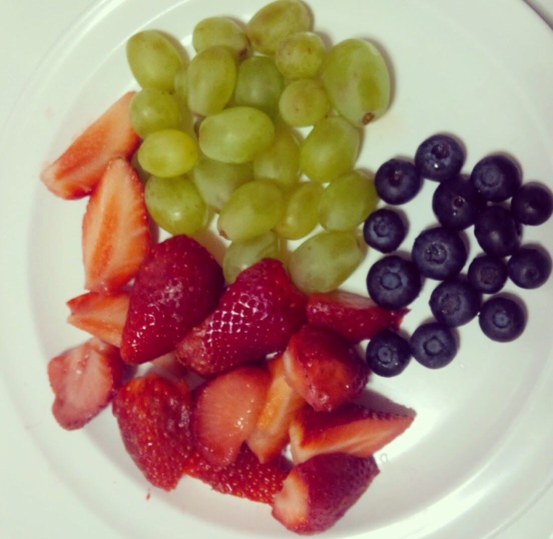 Healthy Choice Strawberries Blueberries And Grapes Healthy Choices