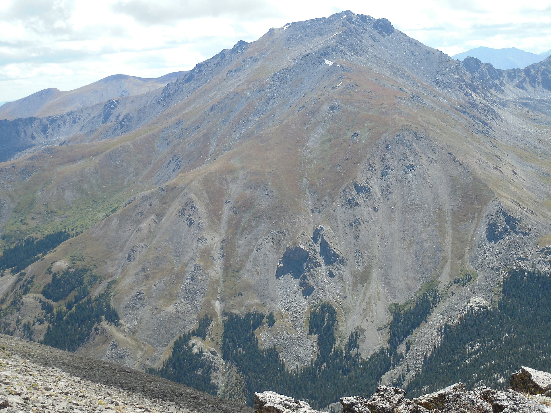 Here S What It S Like To Hike Mount Harvard Colorado