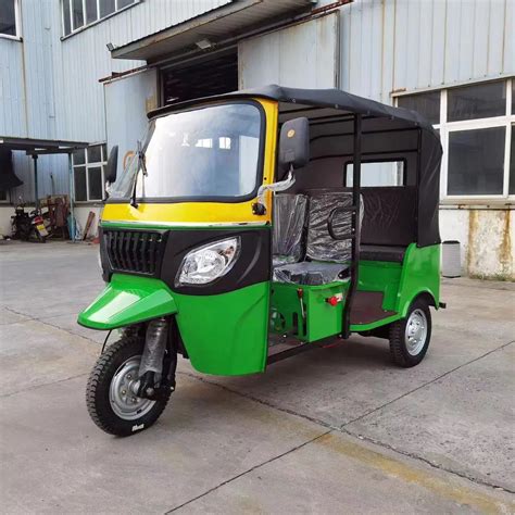 Indian Tuk Tuk Moto Taxi 150Cc Motorized Passenger Tricycle In South