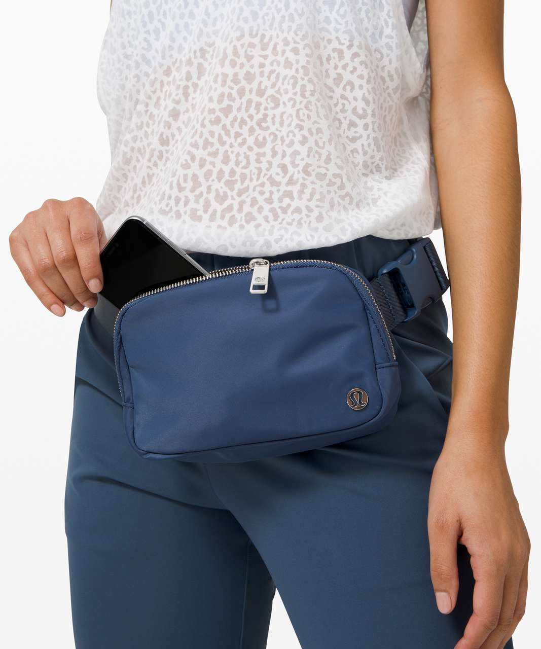 Lululemon Everywhere Belt Bag True Navy Circesoftware Net