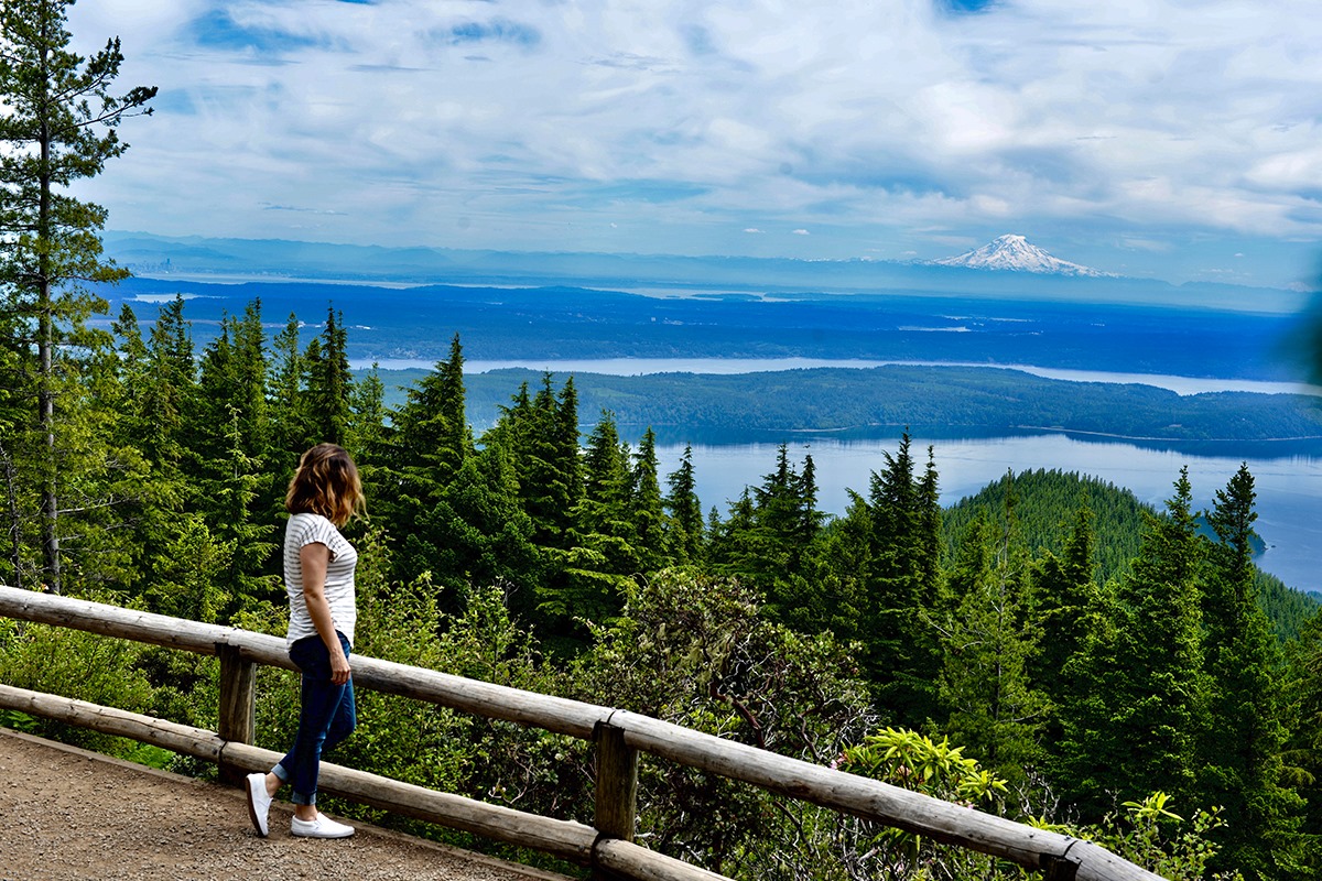 Mt Walker Viewpoint: Unveiling Nature's Panorama