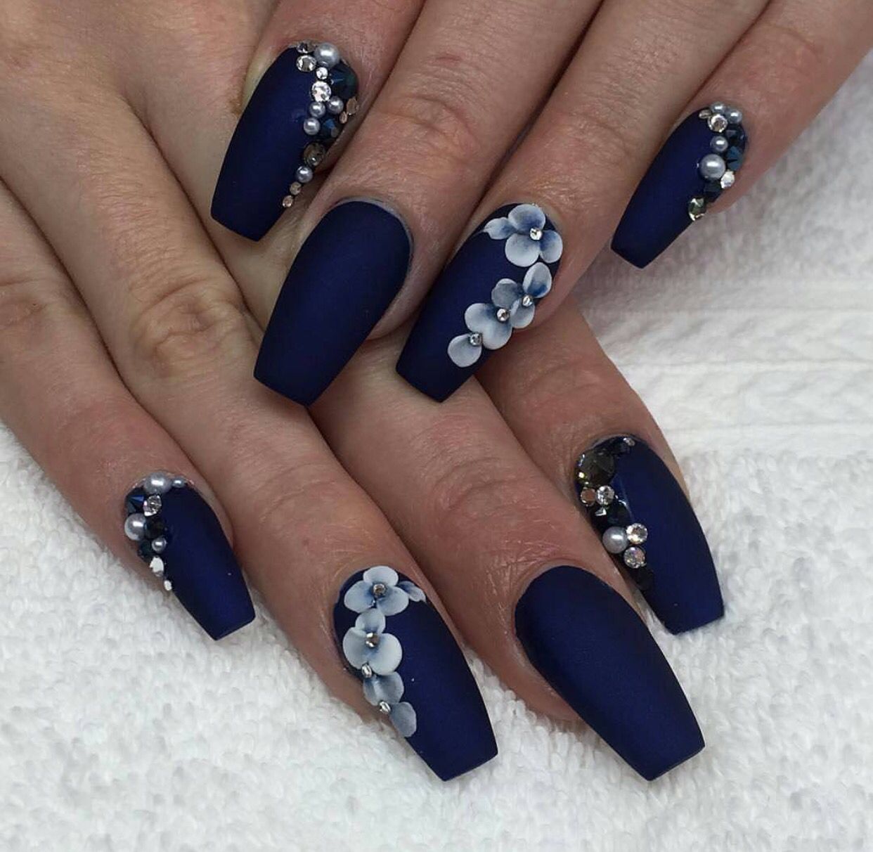 Navy Gel Nails With Glitter Rhinestone Nails Navy Nails Pretty Nails