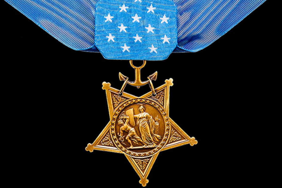 Navy Seal To Be Awarded Medal Of Honor Military Trader Vehicles