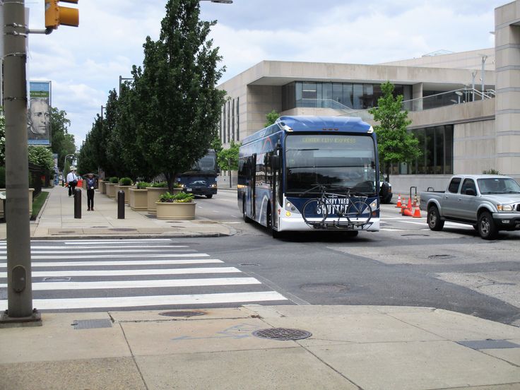 Navy Yard Shuttle 2011 Van Hool A300 1213 On The Navy Yard Express