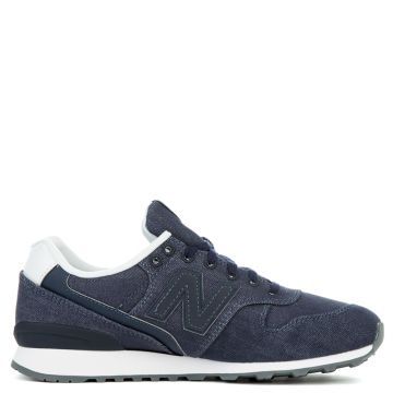 New Balance Women S Classics Traditional Blue Sneakers Wl696di Shiekh