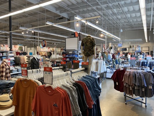 Old Navy Pasadena: Find Your Style Haven With Exclusive Offers