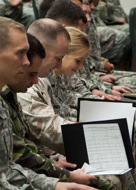 Psyop Soldiers Graduate Qualification Training Join Army Special