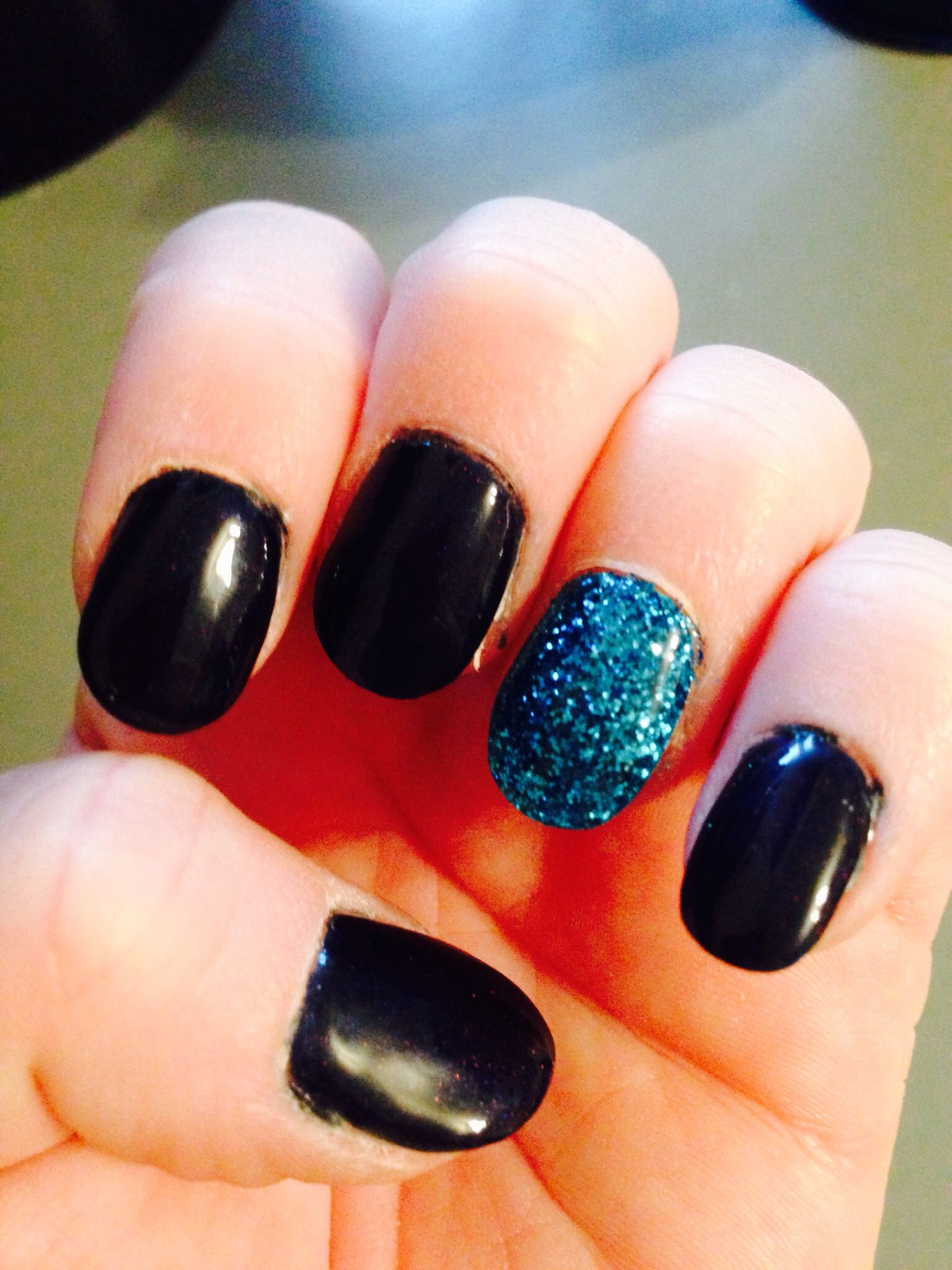 Smitten In Cleveland Opi Gel Polish Russian Navy Glitter Gel