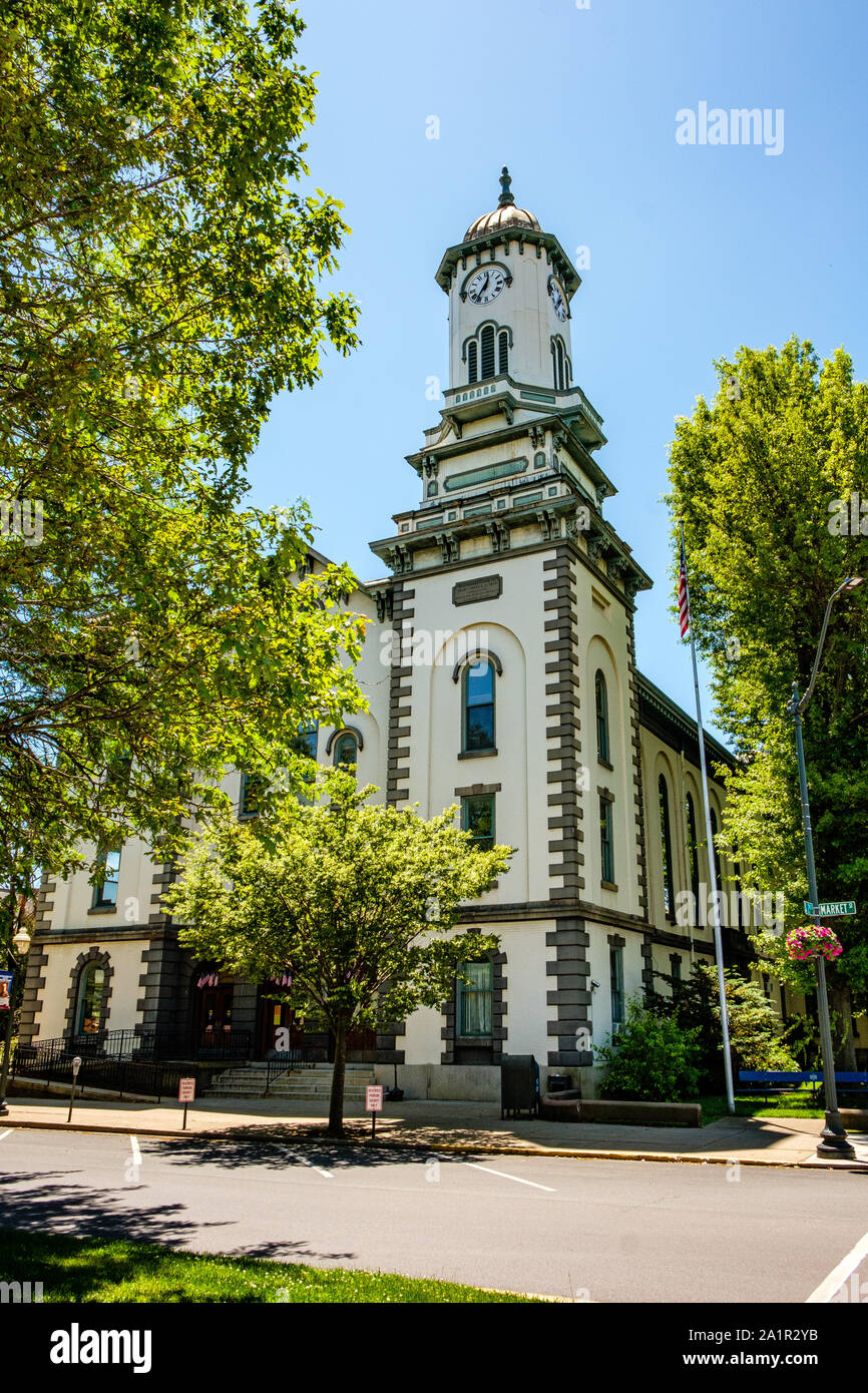 Sunbury Pennsylvania Downtown Hi Res Stock Photography And Images Alamy