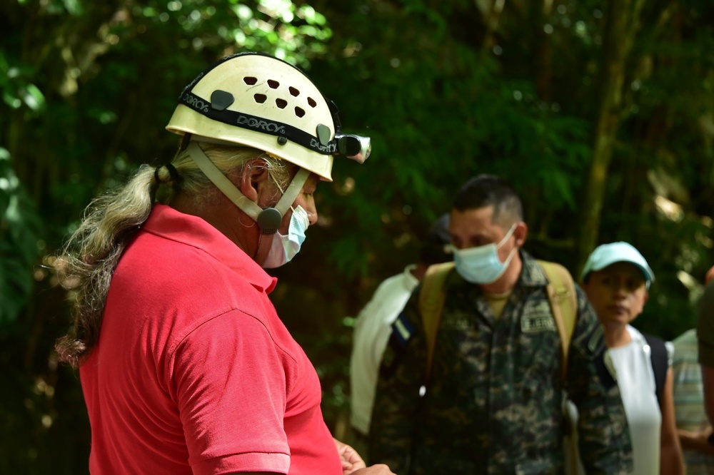 U S Honduran Military And Cultural Heritage Experts Partner For