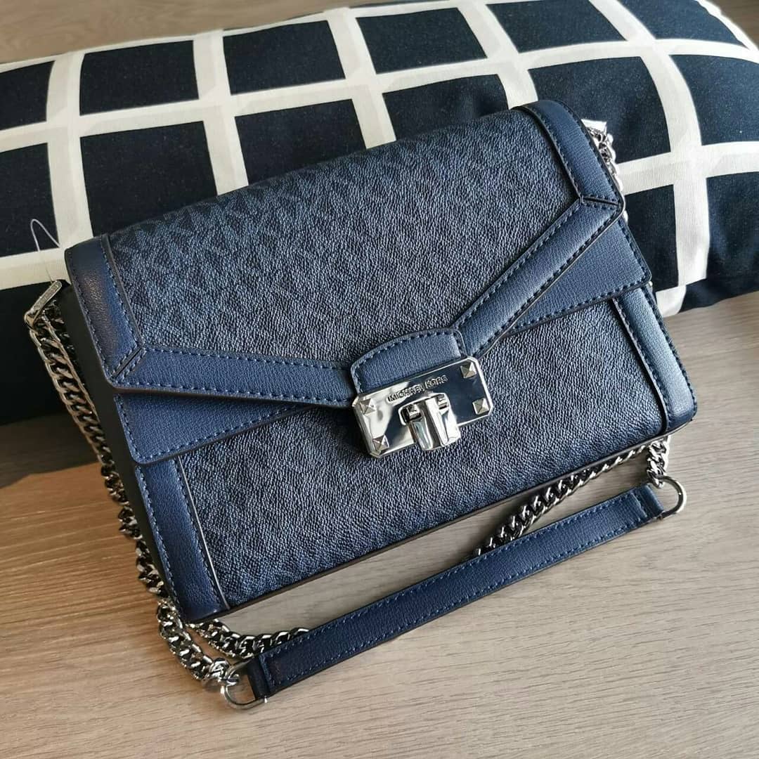 Why Choose A Navy Blue Michael Kors Bag? The Ultimate Style Guide