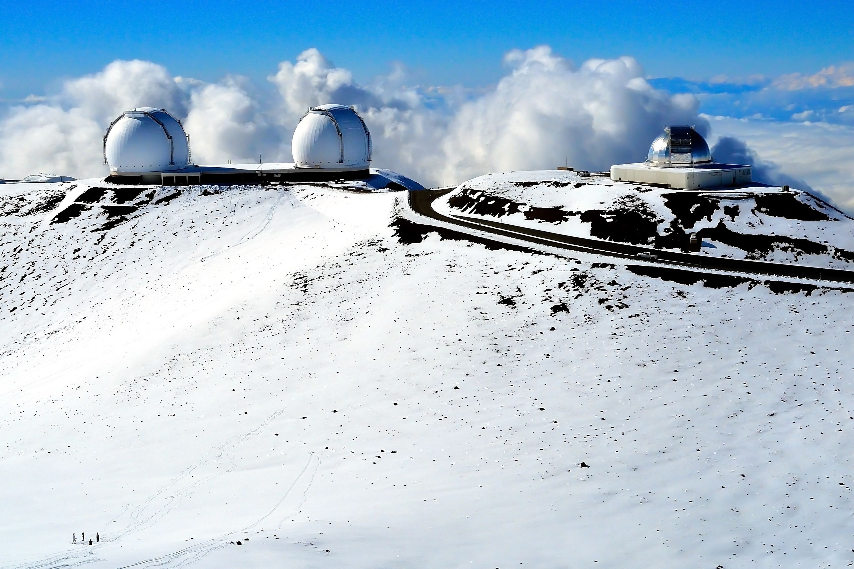 Why Is Hawaii Snow A Rare Sight? Tips For A Winter Wonderland